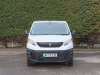 Used Peugeot e-Expert 100 kW (136 HP) 2022 Mauve/pink Van