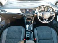 used Vauxhall Astra 1.5 Turbo D SRi VX-Line Nav 5dr Auto