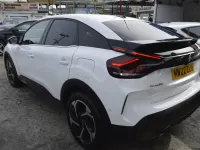 Używany Citroën C4 PureTech 155 KM (114 kW) 2022 Biały Hatchback