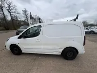 Używany Citroën Berlingo 75 KM (55 kW) 2016 Biały Minivan