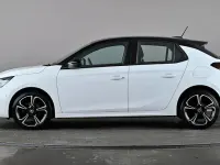 Used Vauxhall Corsa 75 HP (55 kW) 2023 White Hatchback