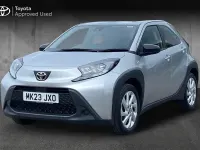 Used Toyota Aygo X PURE 72 HP (52 kW) 2023 Silver SUV