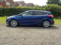 Used Ford Focus Zetec 120 HP (88 kW) 2015 Blue Hatchback