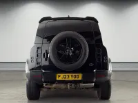 Used Land Rover Defender SE 250 HP (183 kW) 2023 Santorini black SUV
