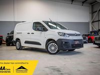 Used Citroën Berlingo 100 HP (73 kW) 2020 White MPV