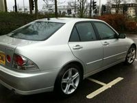 used Lexus IS200 2.0