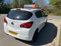 Second-hand Vauxhall Corsa SRi 90 CP (66 kW) 2018 Alb Hatchback