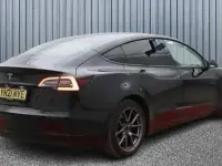 Usado Tesla Model 3 Standard Range 208 kW (283 CV) 2021 Negro Berlina