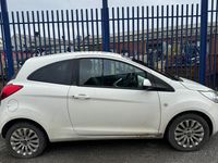 Used Ford Ka Zetec 69 HP (50 kW) 2014 White Hatchback