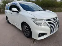Usado Nissan Elgrand Premium Edition 2022 Blanco