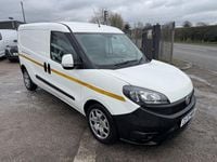 Used Fiat Doblò 120 HP (88 kW) 2022 White MPV