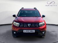 Used Dacia Duster Comfort 90 HP (66 kW) 2022 Red SUV