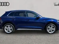 Used Audi Q5 S-Line 261 HP (191 kW) 2023 Blue SUV