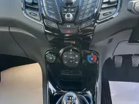 Używany Ford Fiesta Zetec 2014 Niebieski Hatchback