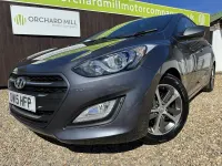Begagnad Hyundai i30 SE 100 HK (73 kW) 2015 Grå Halvkombi