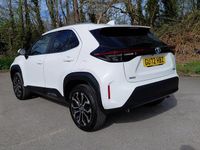 Used Toyota Yaris Cross Design 113 HP (83 kW) 2022 White SUV
