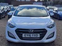 Used Hyundai i30 SE 2016 White Hatchback