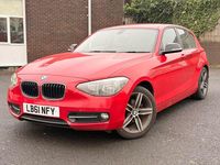 Used BMW 118 Sport Line 2012 Red Hatchback