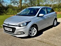 Used Hyundai i20 SE 84 HP (61 kW) 2017 Silver Hatchback