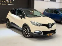 Used Renault Captur Dynamique 90 HP (66 kW) 2013 Cream/black SUV