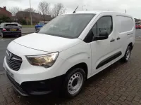 Used Vauxhall Combo Edition 100 HP (73 kW) 2019 White MPV