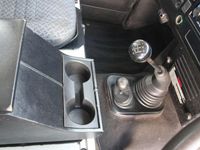 Used Land Rover Defender 120 HP (88 kW) 2005 White Estate