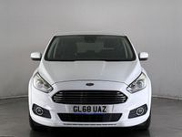 Used Ford S-MAX Titanium 190 HP (139 kW) 2018 White MPV