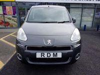 Used Peugeot Partner Tepee S 92 HP (67 kW) 2014 Grey MPV