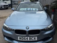 Usado BMW 320 Comfort Edition 2014 Azul Berlina