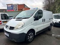 Used Renault Trafic 115 HP (84 kW) 2011 White MPV