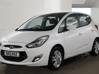 Used Hyundai ix20 Style 125 HP (91 kW) 2013 White Hatchback