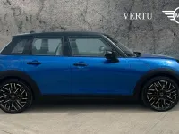 Used Mini Cooper Hatch 114 kW (156 HP) 2026 Blue Hatchback