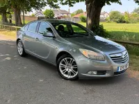 Used Vauxhall Insignia 140 HP (102 kW) 2011 Silver Hatchback