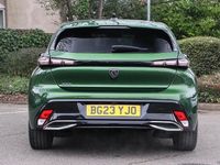 Used Peugeot 308 Allure Premium 129 HP (94 kW) 2023 Green Hatchback