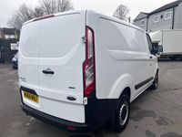 Used Ford Transit Custom 105 HP (77 kW) 2018 White Van