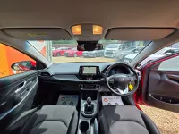 Used Hyundai i30 SE 110 HP (80 kW) 2017 Red Hatchback