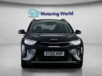 Usado Kia Stonic 99 CV (72 kW) 2022 Negro SUV