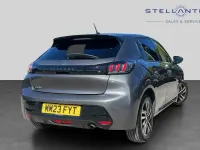 Usado Peugeot 208 Allure+ 99 HP (72 kW) 2023 Cinzento Citadino