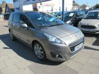 Used Peugeot 5008 Allure 120 HP (88 kW) 2016 Grey MPV