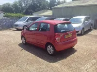 Used Kia Picanto 64 HP (47 kW) 2009 Red Hatchback
