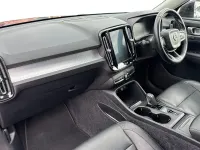 Usado Volvo XC40 Momentum 190 HP (139 kW) 2018 Preto SUV