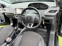 Used Peugeot 2008 Active 75 HP (55 kW) 2017 Black SUV