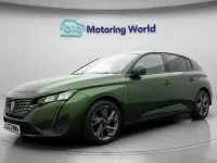 Used Peugeot 308 Allure Premium 131 HP (96 kW) 2023 Green Hatchback