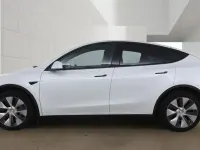 Used Tesla Model Y Long Range AWD 378 kW (514 HP) 2023 White SUV