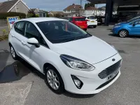 Used Ford Fiesta Zetec 100 HP (73 kW) 2018 White Hatchback