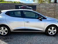 Used Renault Clio IV Expression+ 75 HP (55 kW) 2015 Silver Hatchback
