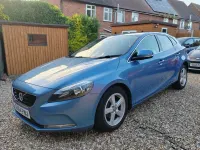 Usado Volvo V40 SE 2014 Azul Citadino