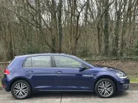 Used VW Golf VII SE 150 HP (110 kW) 2018 Blue Hatchback