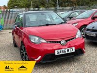 Used MG MG3 106 HP (77 kW) 2016 Red Hatchback