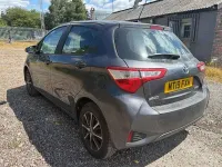 Used Toyota Yaris Hybrid 99 HP (72 kW) 2019 Grey Hatchback